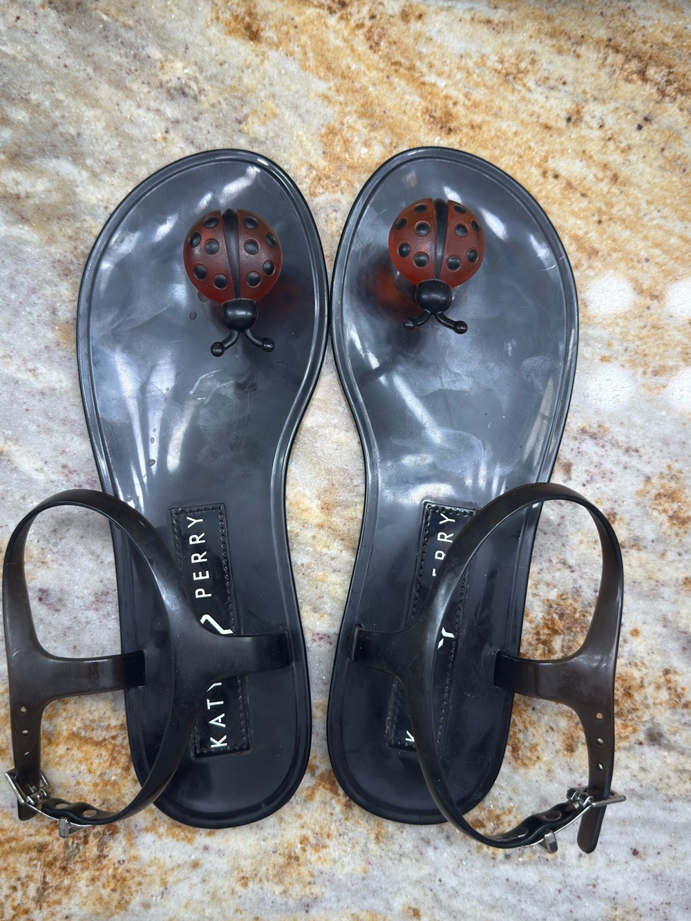 Katy Perry Black Ladybug Jelly Sandals โ Pre-Owned - Picture 4 of 5